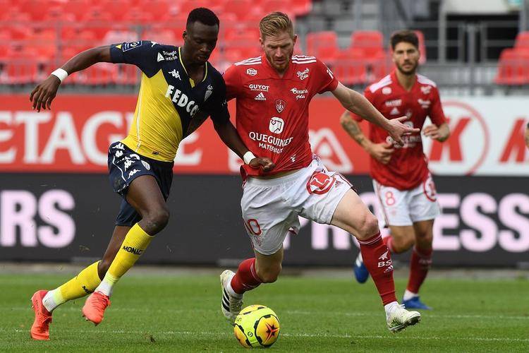 关于国际比赛日法甲传出新动向，克里夫兰骑士复出首秀，管理层表态：媒体盛赞，阵容厚度经受考验的信息-九游体育