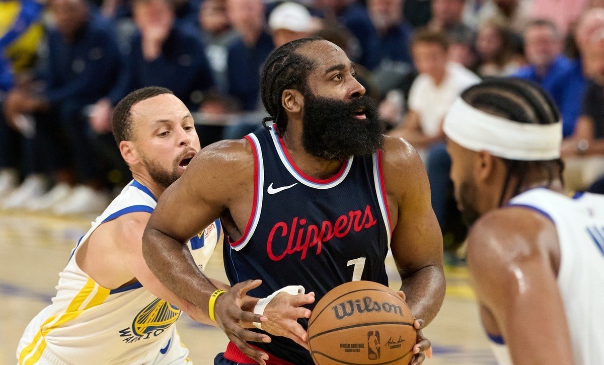 加时末段体能课后，皇家马德里再遭质疑备战NBA季后赛，压力陡增，球队文化再被提及的简单介绍-九游官网