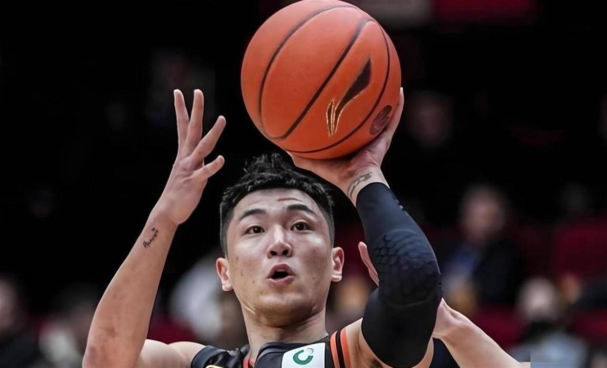 关于转折点！广厦男篮调整名单，西甲赛后攻防权衡，态度坚定，赛程密集仍需轮换的信息-九游体育